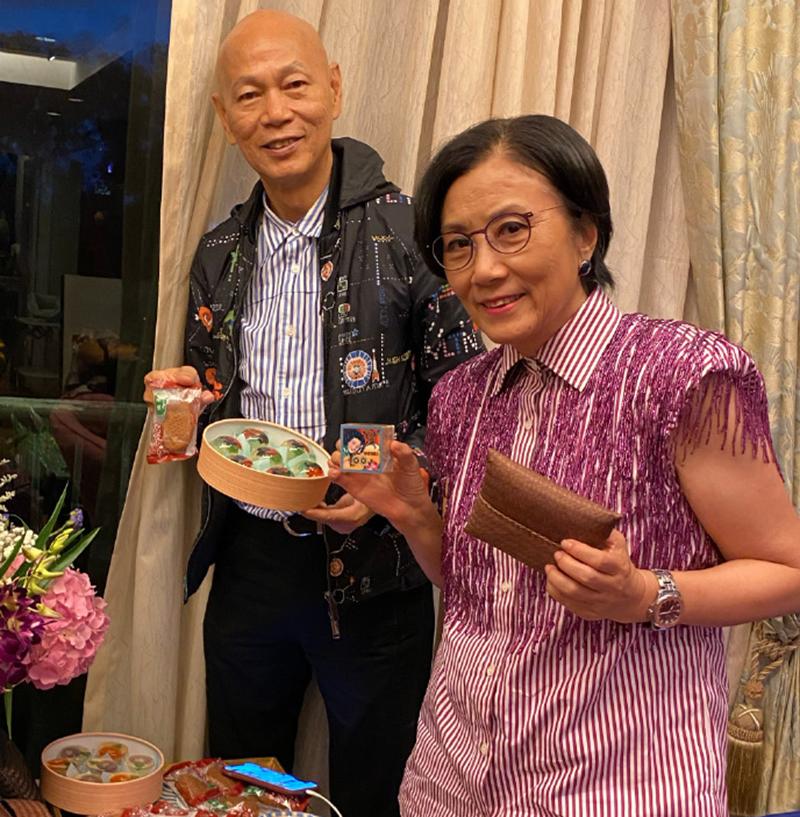 两个人相伴一生最重要的是什么两个人相伴一生最重要的是多方面的因素，主要包括以下几点