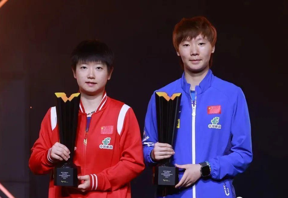 孙颖莎王曼昱夺冠孙颖莎王曼昱闪耀赛场，勇夺冠军
