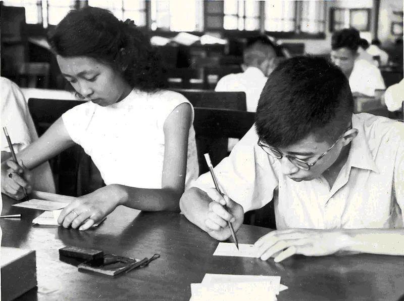 深圳学校历史AI教学深圳学校历史AI教学的探索与实践